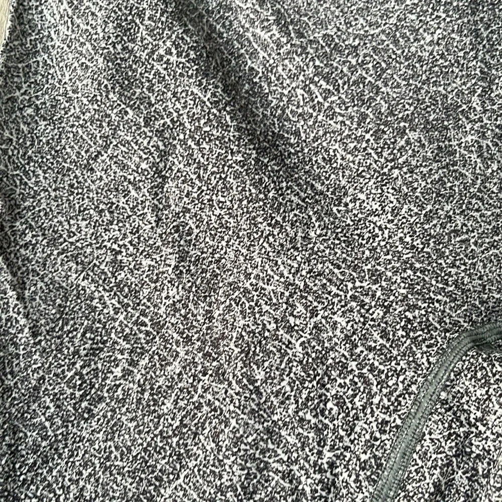 Lululemon Run The Day Crop Size 10